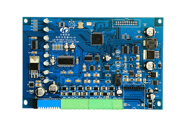 Viete, ako sa vyrábajú dosky PCB na báze medi?